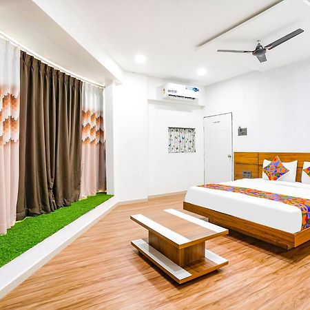 Fabhotel 7 Star Сурат Экстерьер фото